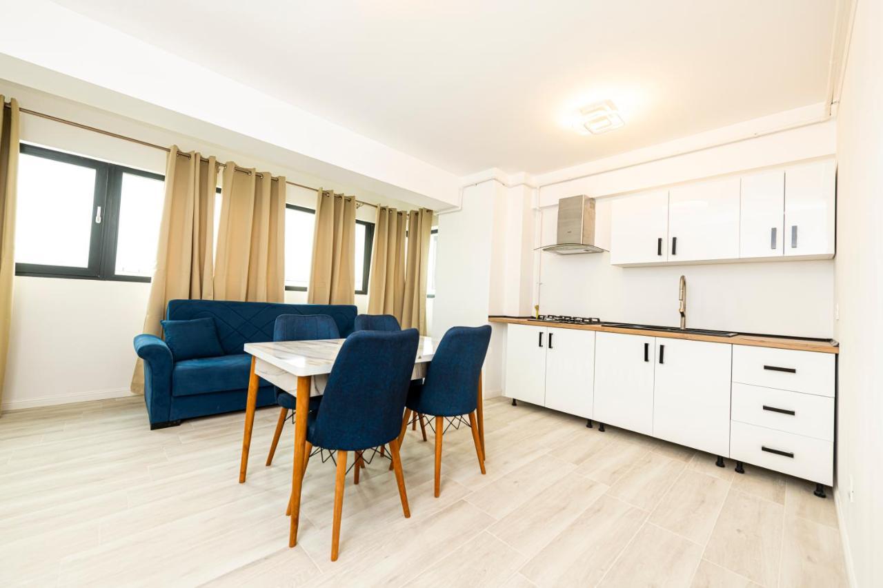 Apart Hotel Fusion Tower Ясси Екстер'єр фото
