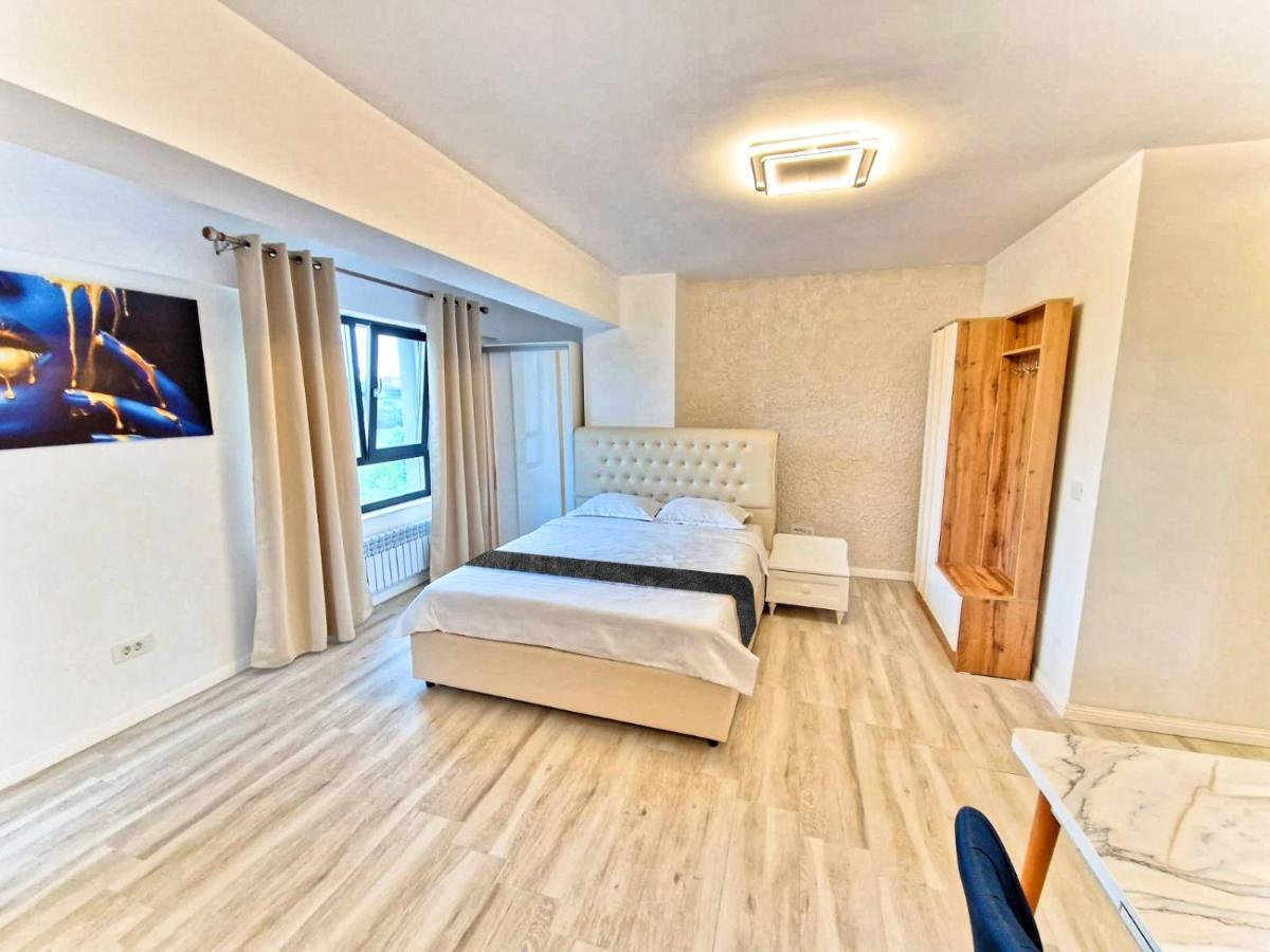 Apart Hotel Fusion Tower Ясси Екстер'єр фото